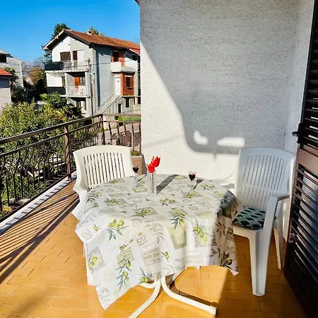 Sunny Retreat