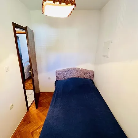 아파트 Sunny Retreat